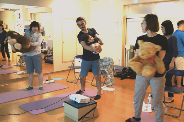 「子どものからだあそび名人認定講座」2016年8月20日 12:00−15:00 盛況のうちに終了しました! Studio TAKT EIGHT(タクトエイト)グループスタジオ 日本ヘルスファウンデーション協会